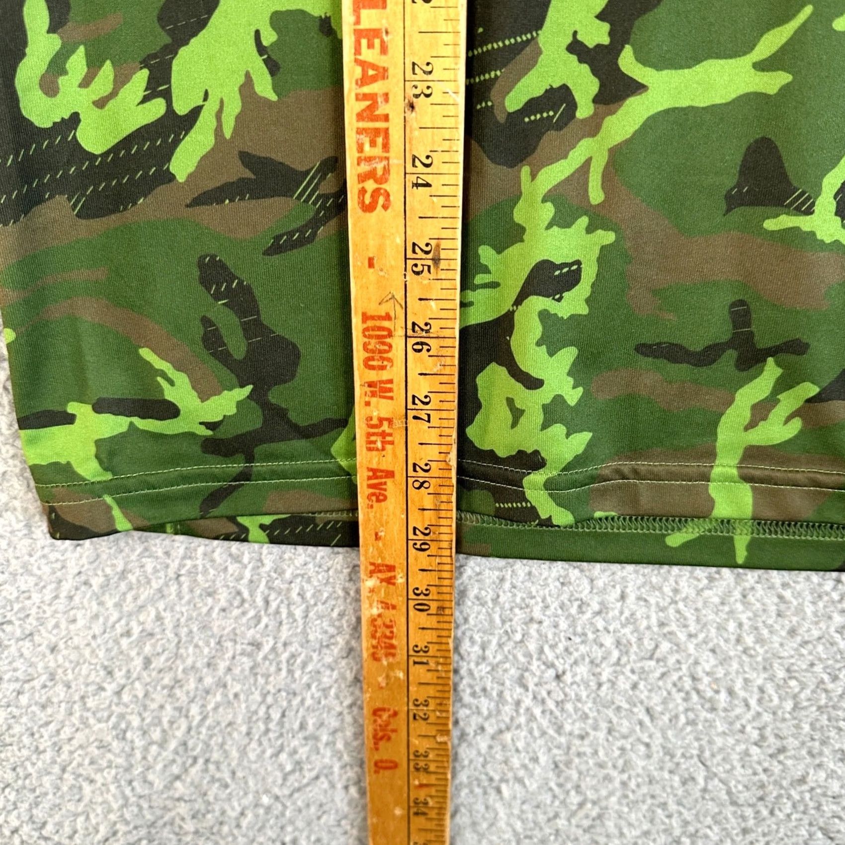 Nike Nike Purdue Boilermaker Drifit T-Shirt Short Sleeve Men Large Green Camo The Tee Size US L / EU 52-54 / 3 - 7 Thumbnail