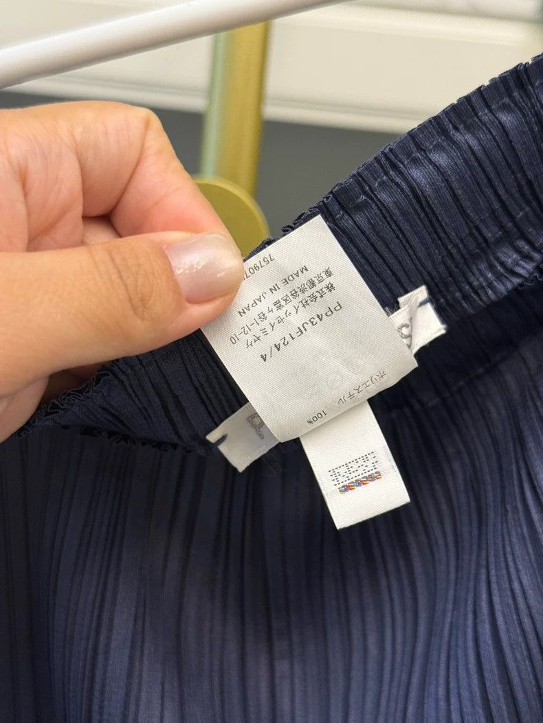 Issey Miyake Issey Miyake size:4 Grey pleated trousers Size 31" - 4 Thumbnail