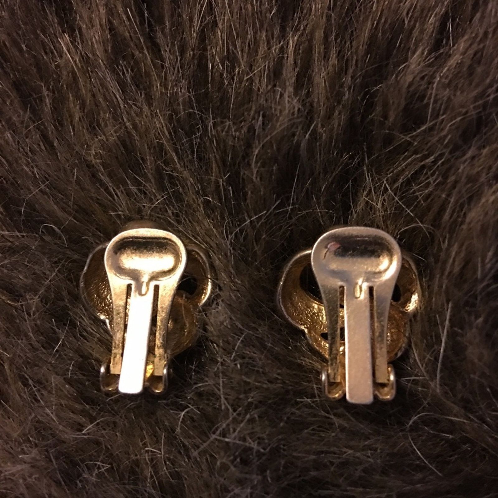 Vintage Vintage 70s gold tone bow clip on earrings Size ONE SIZE - 2 Thumbnail