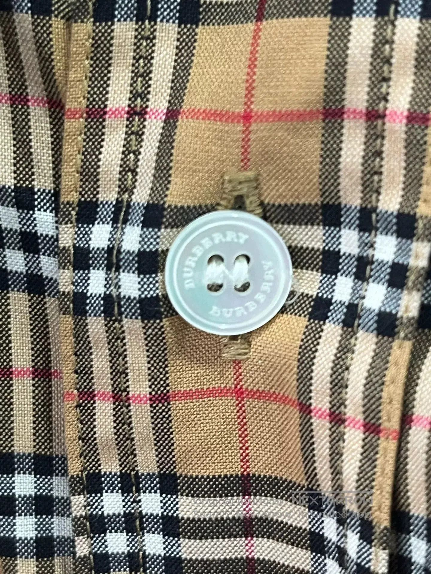 Burberry Burberry Check Shirt Size XL. Size US XL / EU 56 / 4 - 7 Thumbnail