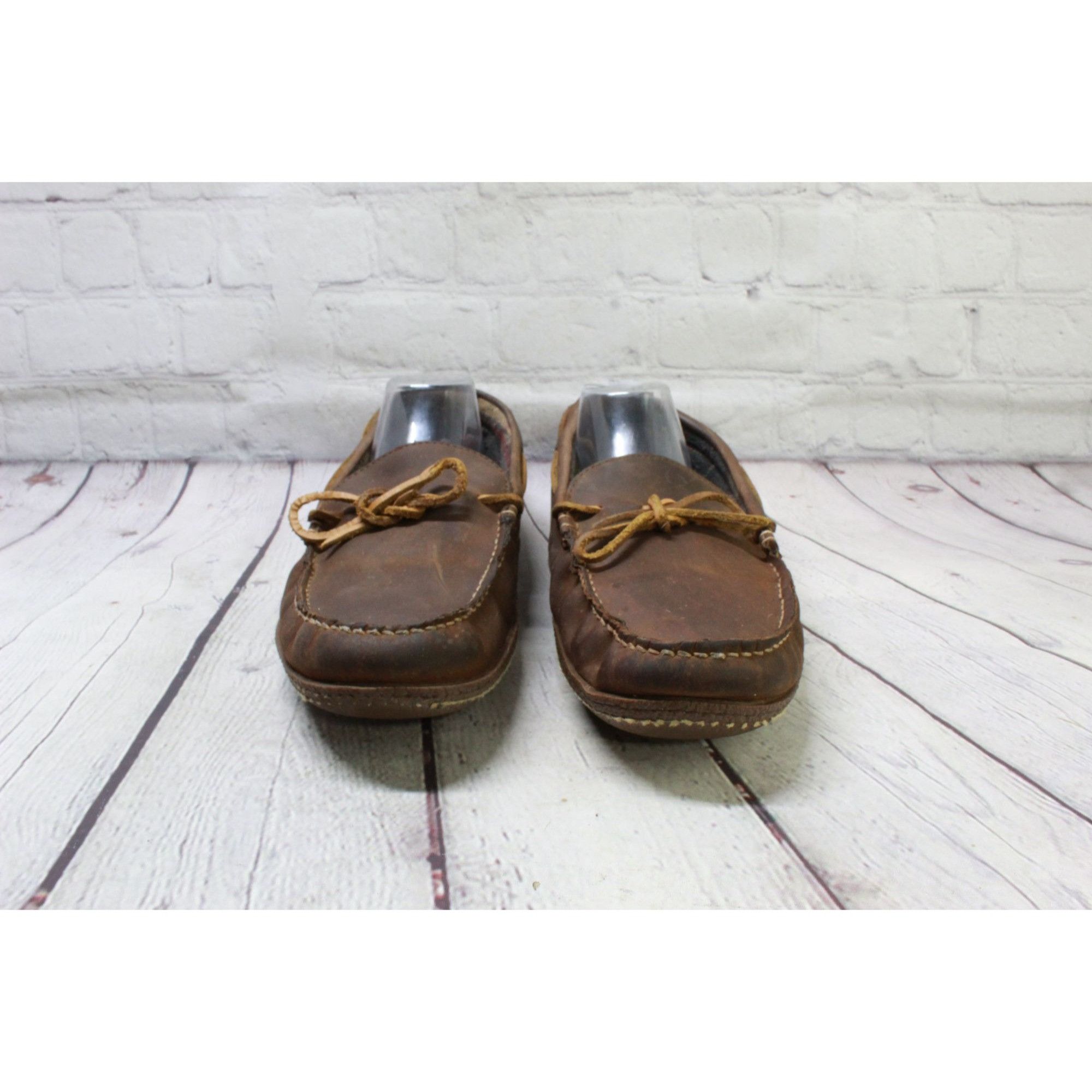 L.L. Bean LL Bean Men's Brown Leather Flannel-Lined Handsewn Slippers Size US 12 / EU 45 - 5 Thumbnail