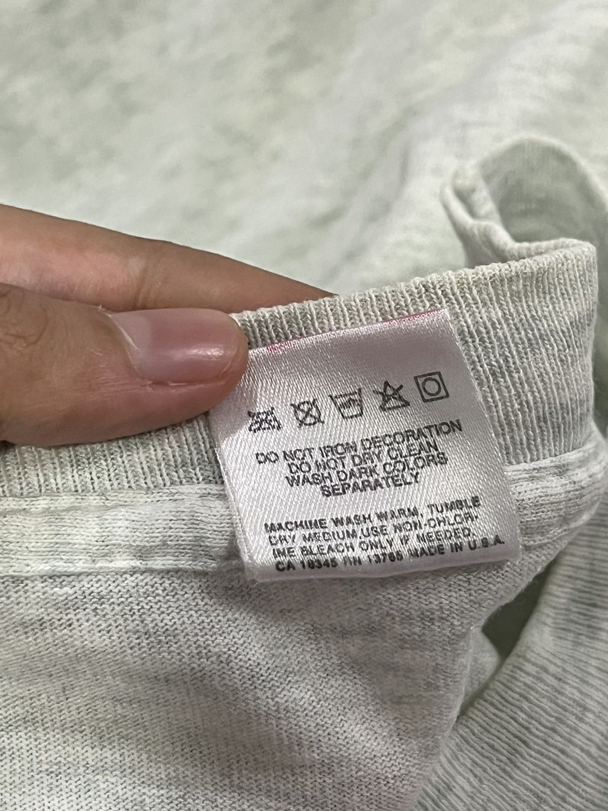 Anime × Fruit Of The Loom Vintage Calimero Anime Tv Series by Pagot T.Shirt 90s Size US M / EU 48-50 / 2 - 5 Thumbnail