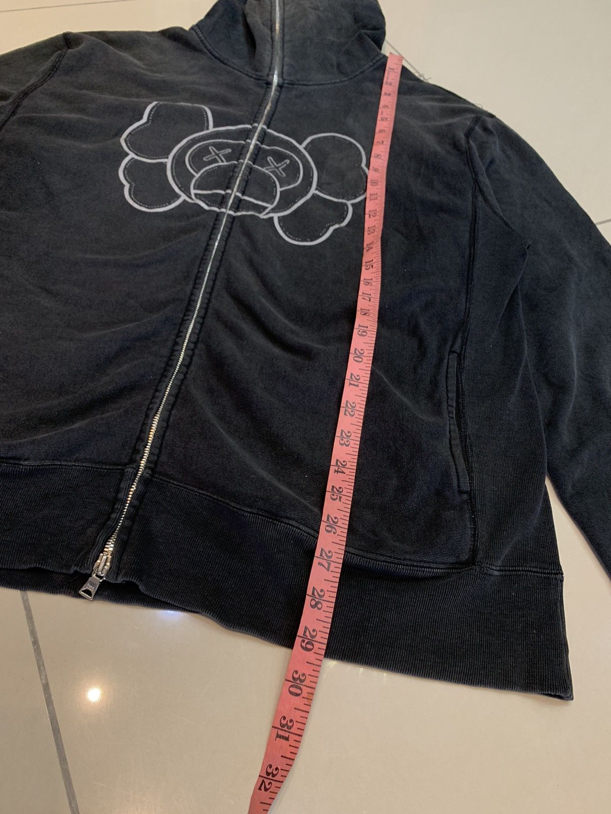 Bape × Kaws VINTAGE DISTRESSED BAPE X KAWS BABY MILO ZIPPER HOODIE Size US L / EU 52-54 / 3 - 3 Thumbnail