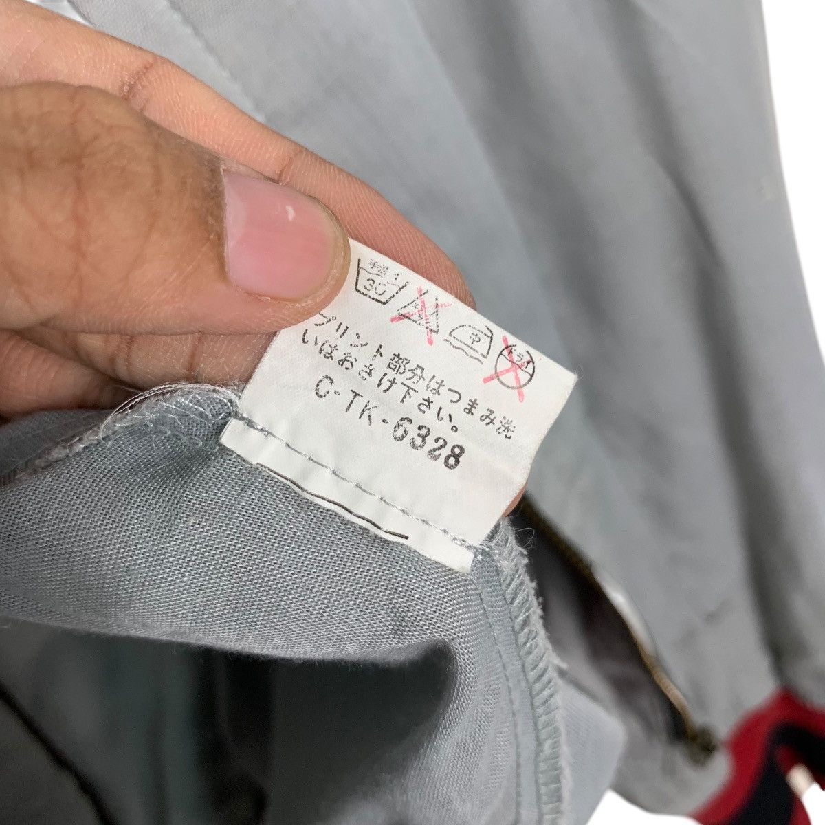 Vintage Vintage 90s STRADA Big Logo Bomber Jacket #2709-C122 Size US M / EU 48-50 / 2 - 17 Thumbnail