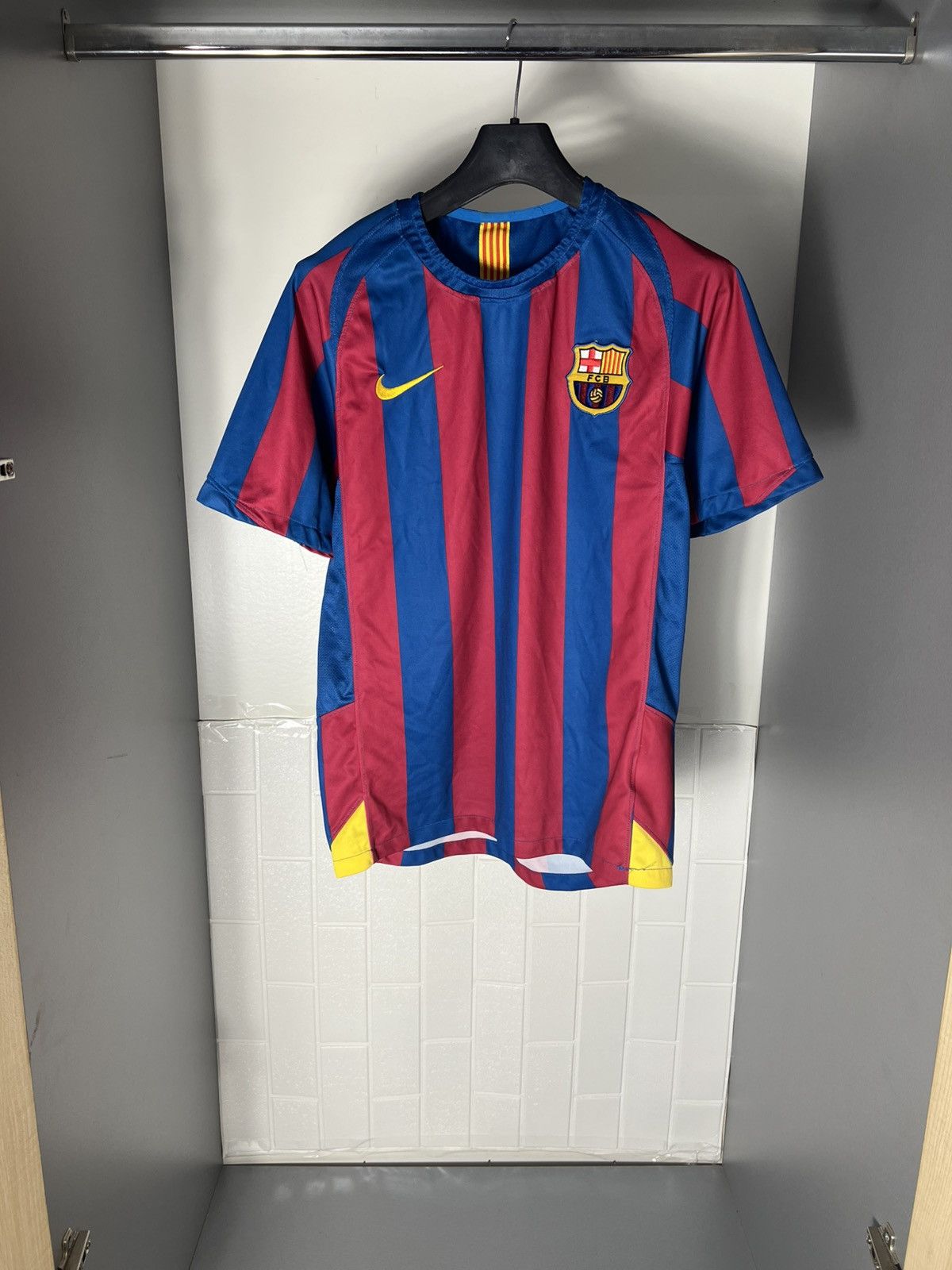 Nike × Vintage VERY RARE NIKE FC BARCELONA SPAIN SOCCER JERSEY RETRO 90s Size US M / EU 48-50 / 2 - 1 Thumbnail