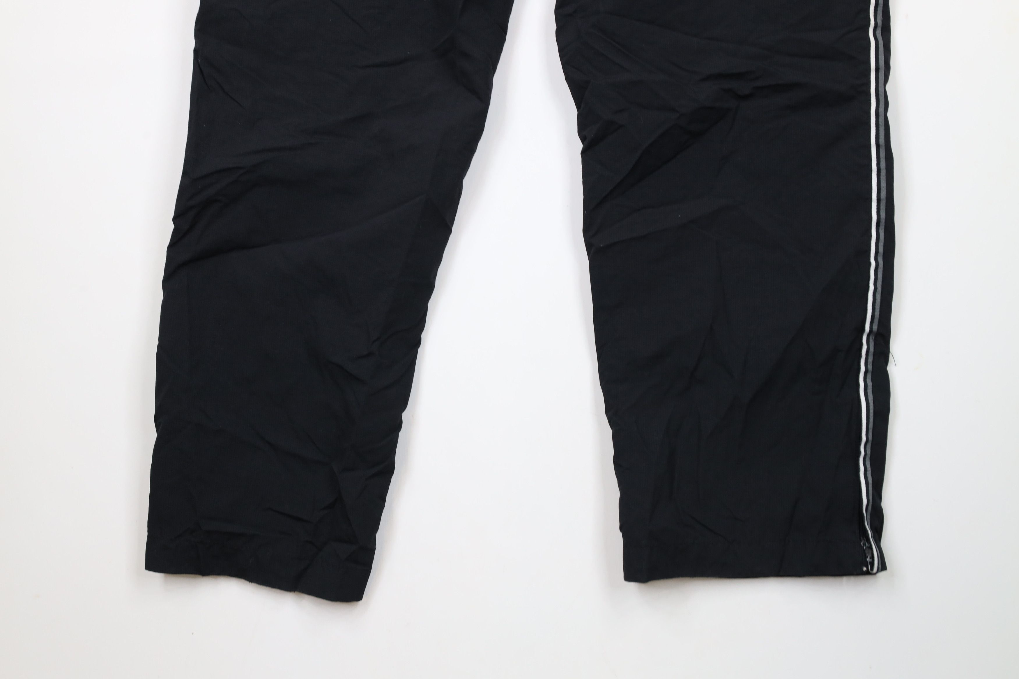 Reebok × Vintage Vintage 90s Reebok Spell Out Lined Striped Windbreaker Pants Size US 36 / EU 52 - 15 Thumbnail
