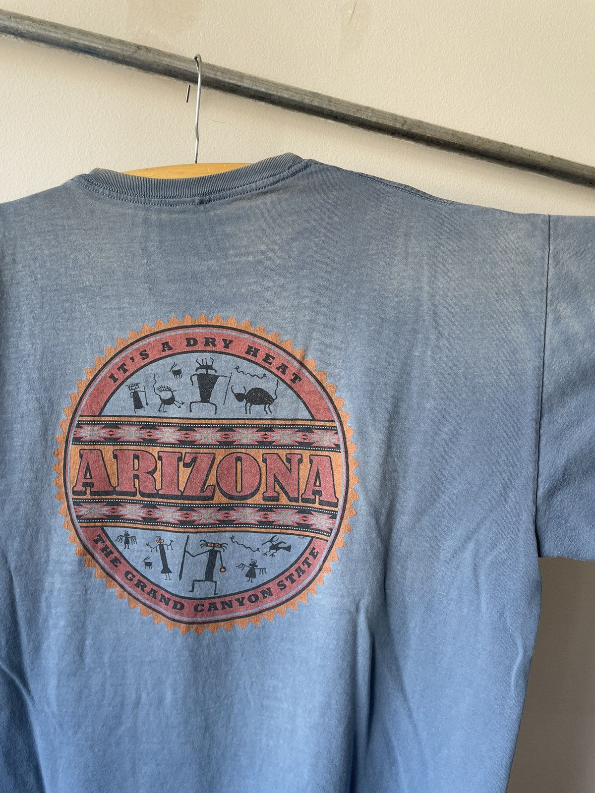 Vintage Sun Faded 90s Arizona Aztec Vintage tee Size US XL / EU 56 / 4 - 14 Thumbnail