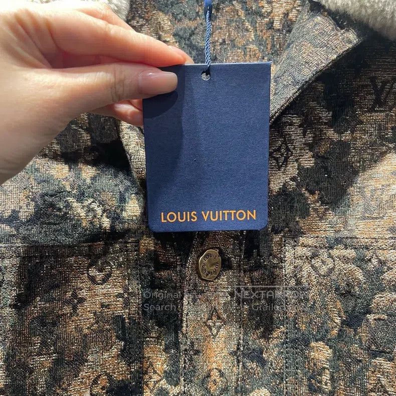 Louis Vuitton Louis Vuitton Camouflage full logo denim jacket Size US M / EU 48-50 / 2 - 5 Thumbnail