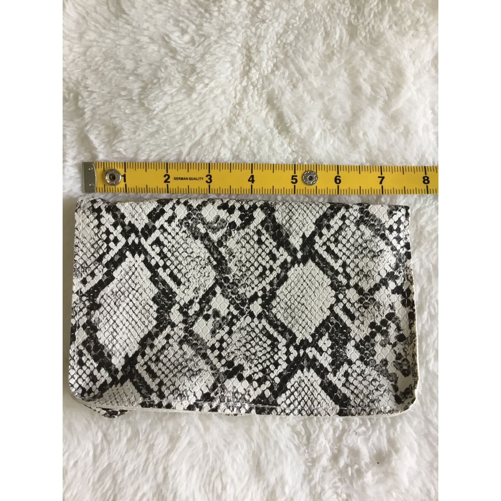 Other White Faux Snake Leather Metal Ring Gold Chain Crossbody Bag Size ONE SIZE - 7 Thumbnail