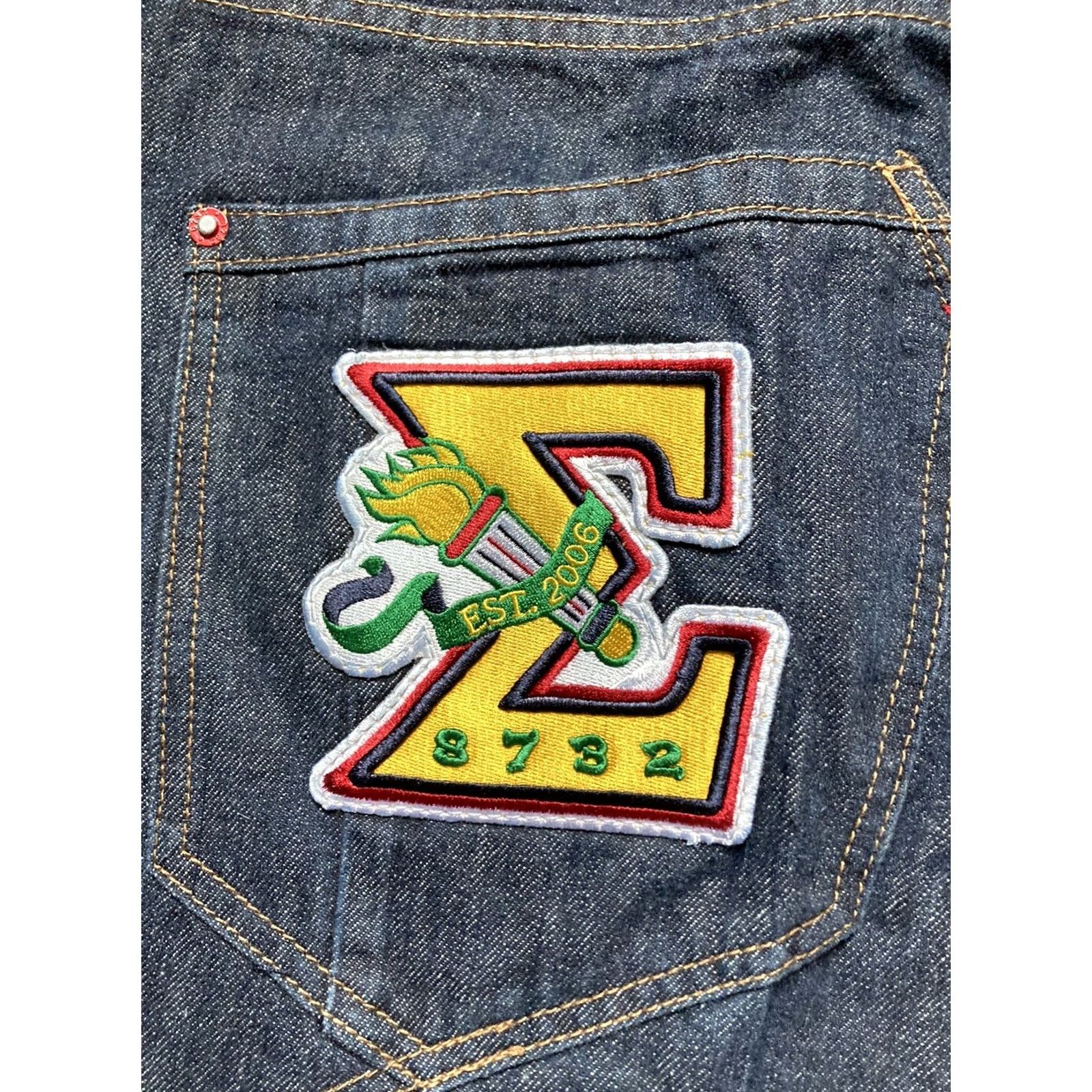 Vintage VINTAGE Eight 732 Jeans Men 44x34 Denim Patch Embroidered Wide-Leg Skater Y2K 90s Baggy Workwear City Hipster College JSB Size US 44 / EU 60 - 4 Thumbnail