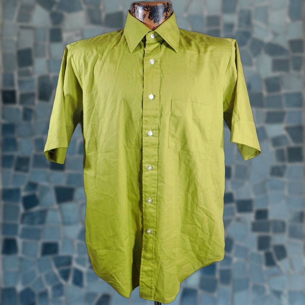 Arrow VINTAGE Arrow Kent ARROW Drake II Short Sleeve Dress Shirt M Green 46 Chest 30 Length Sanforized Dagger Collar 60s 70s USA Vintage Mens Shirt Size 40R - 1 Thumbnail