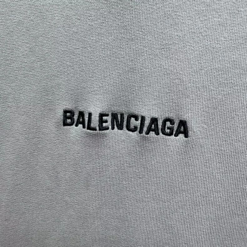 Balenciaga Balenciaga Small LOGO Embroidery Solid Color Sweatshirt Size US S / EU 44-46 / 1 - 3 Thumbnail