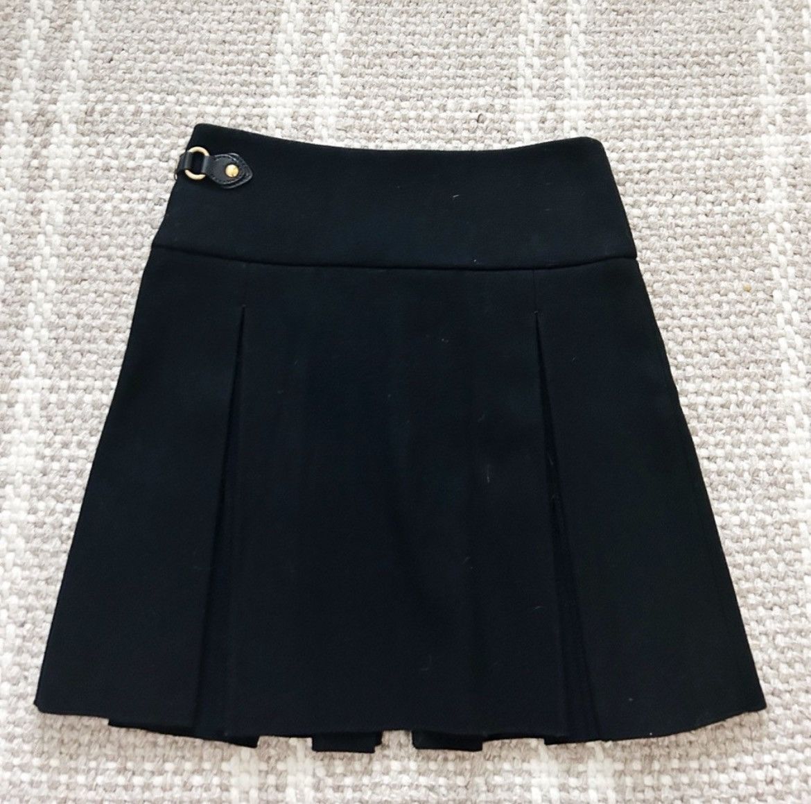 Miu Miu Miu Miu Pleated Mini Skirt Size 26" / US 2 / IT 38 - 2 Thumbnail