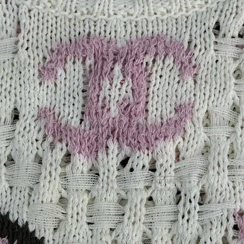 Chanel Chanel White classic pink logo knitwear sweater Size XXS / US 00 / IT 34 - 8 Thumbnail
