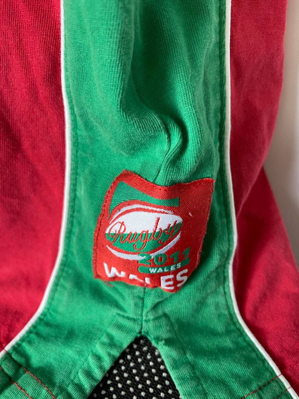 Vintage Vintage sportswear rugby Y2k Wales T-shirt Size US M / EU 48-50 / 2 - 3 Thumbnail