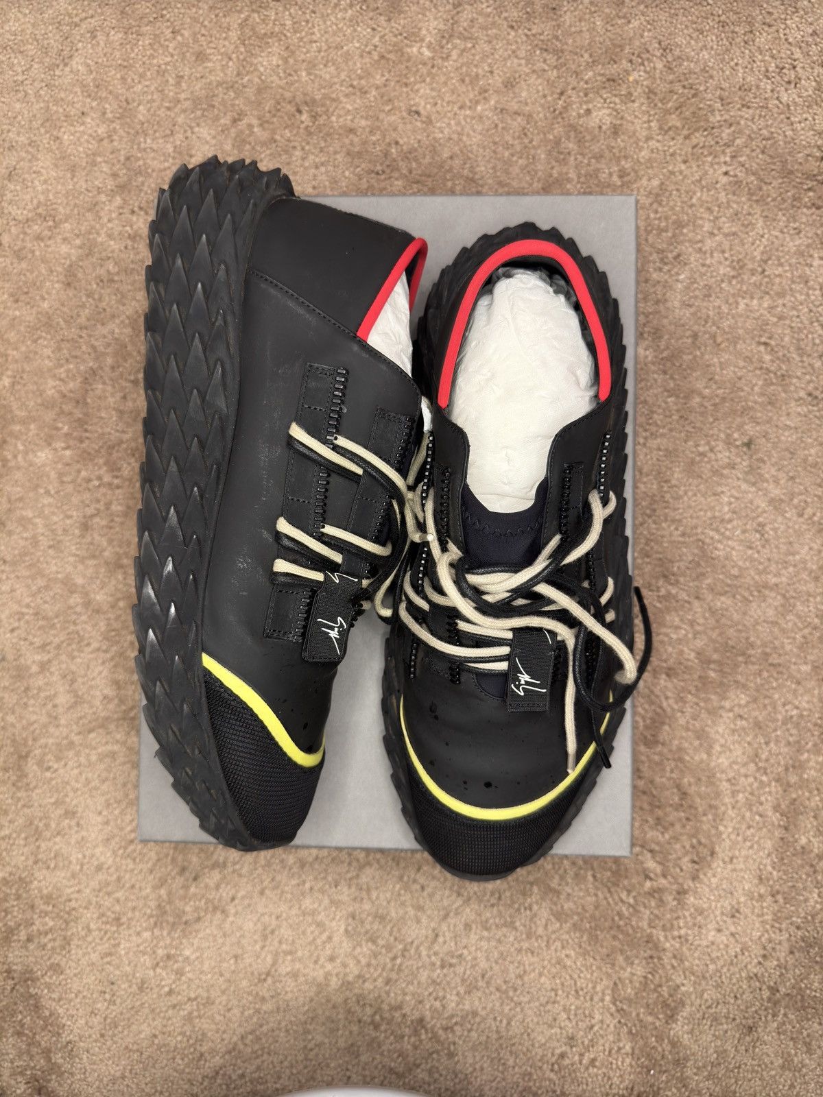 Giuseppe Zanotti Giuseppe Zanotti Urchin Oversized Sole Sneaker Size US 11 / EU 44 - 6 Thumbnail