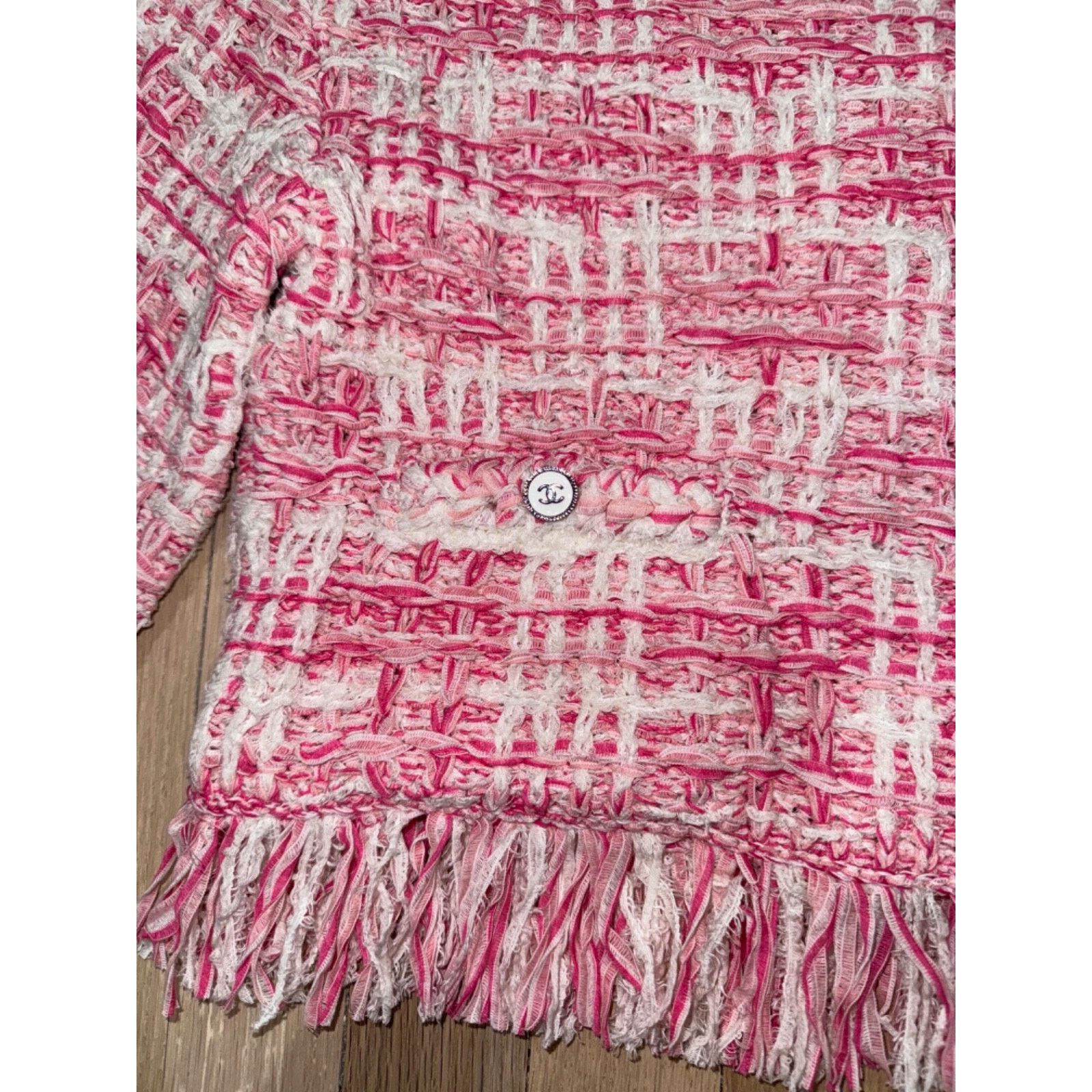 Chanel Chanel 24P Tweed CC Logo Short Sleeve Pullover Top 38 Size XS / US 0-2 / IT 36-38 - 12 Thumbnail