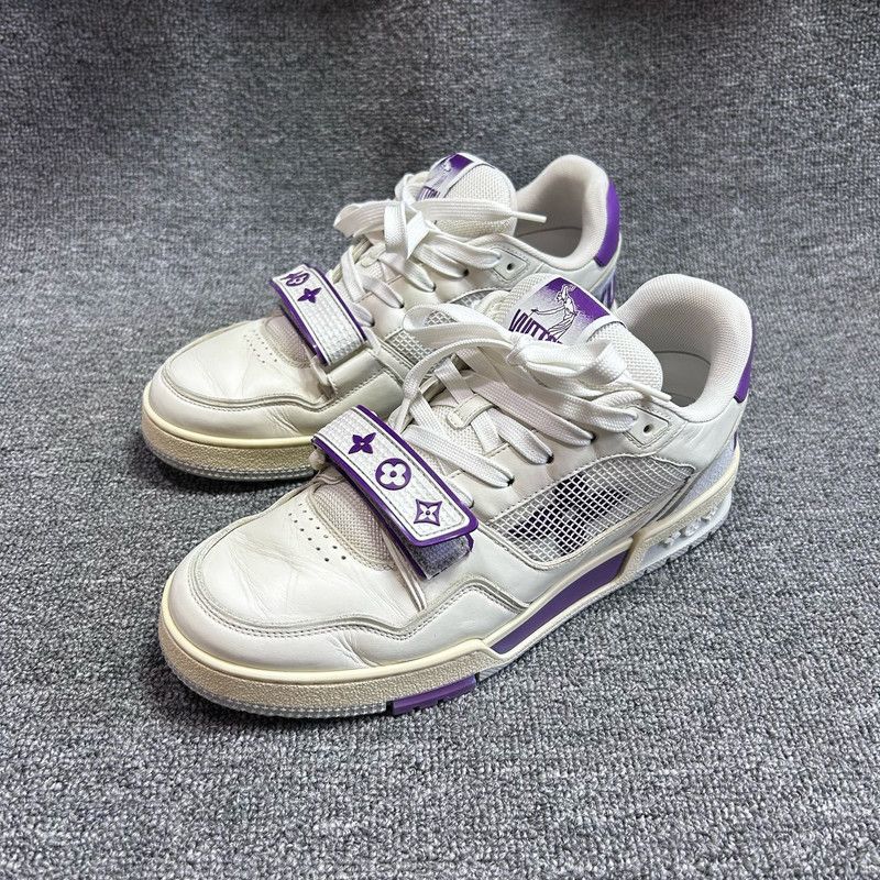 Louis Vuitton Trainer Fashion Sneakers in White and Purple 0079