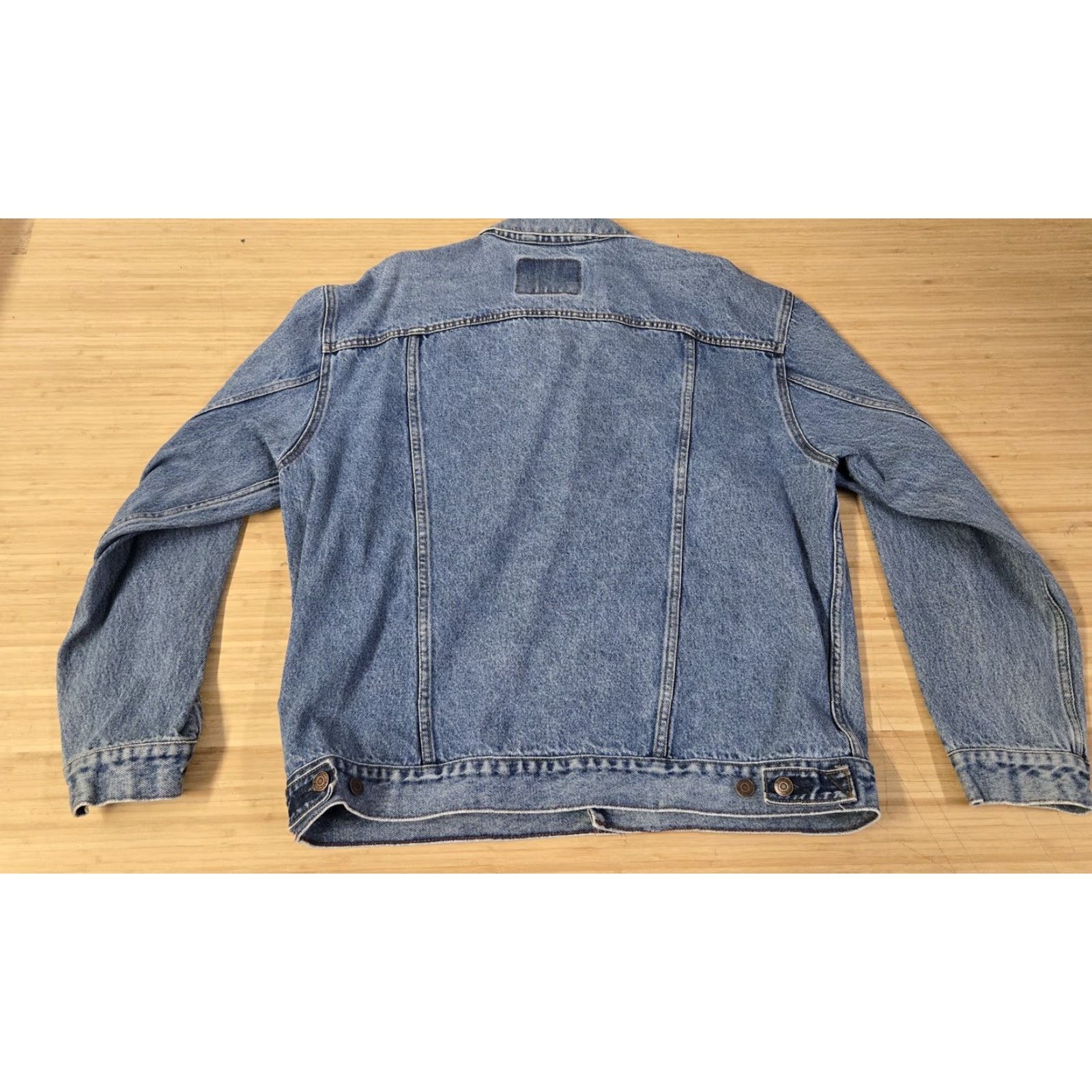 Vintage Levi Strauss Jacket Mens XL Blue Denim Trucker Coat Signature Classic Jean Size US 36 / EU 52 - 6 Thumbnail