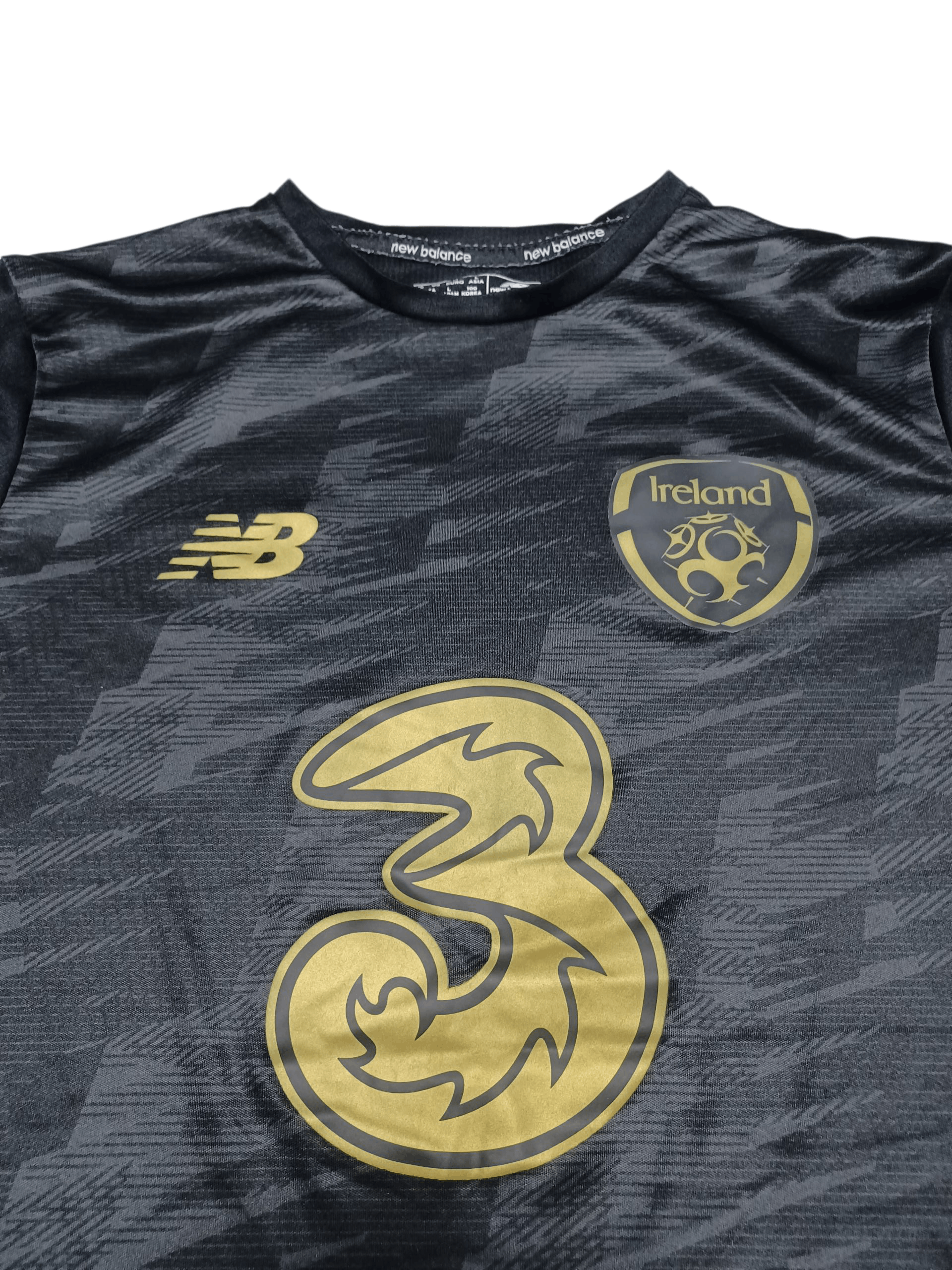 New Balance IRELAND NEW BALANCE VINTAGE SOCCER JERSEY FOOTBALL Size US M / EU 48-50 / 2 - 2 Thumbnail