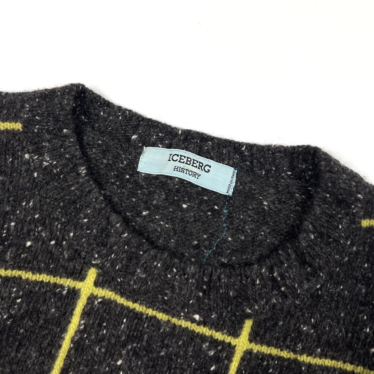 Iceberg Vintage Auth 1995 Iceberg History Andy Capp Sweater Size S/M Size US S / EU 44-46 / 1 - 10 Thumbnail