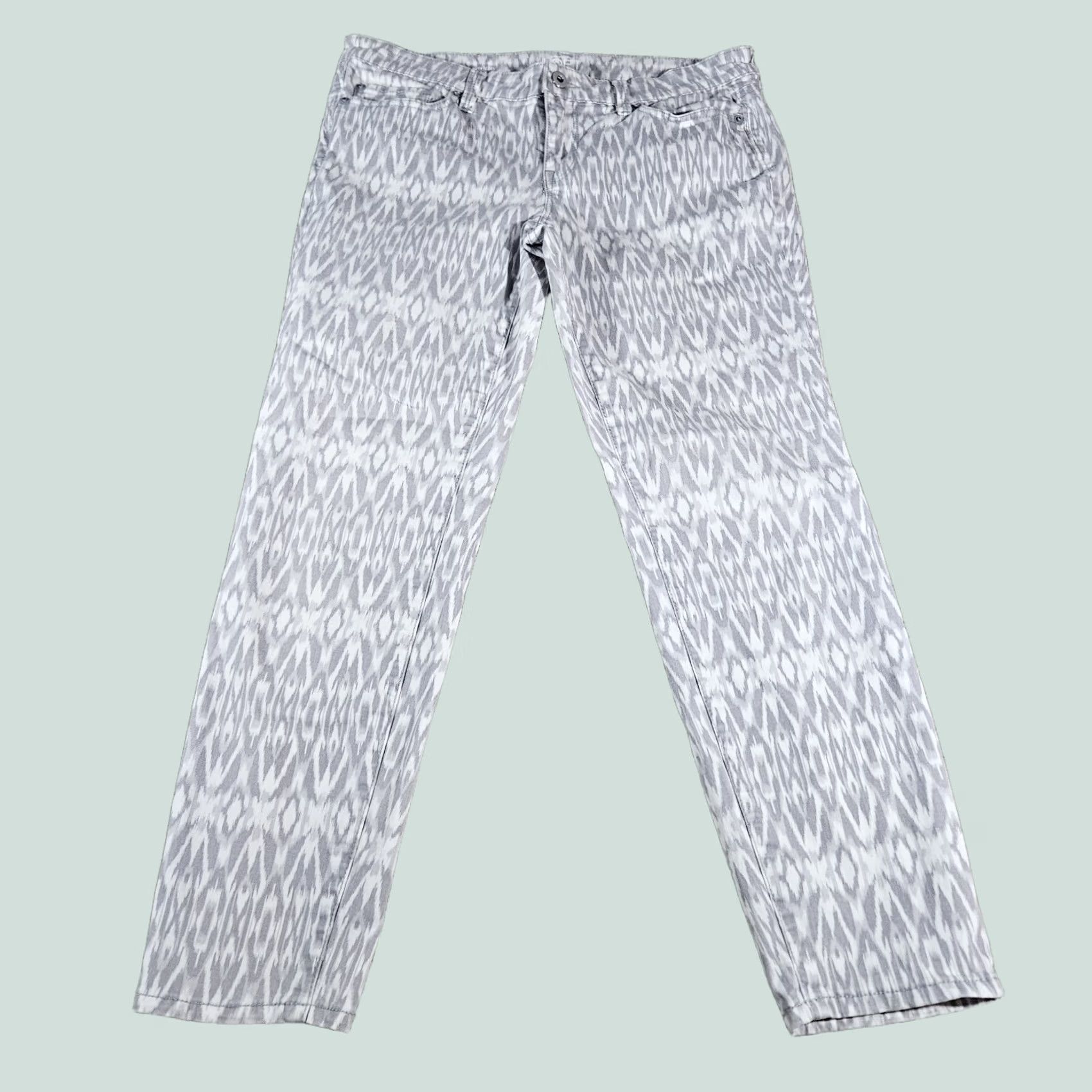 Ann Taylor Ann Taylor LOFT Modern Skinny Ankle White Geometric Jeans Size 6 Women Slim 5-Pocket Denim Size 28" / US 6 / IT 42 - 1 Thumbnail