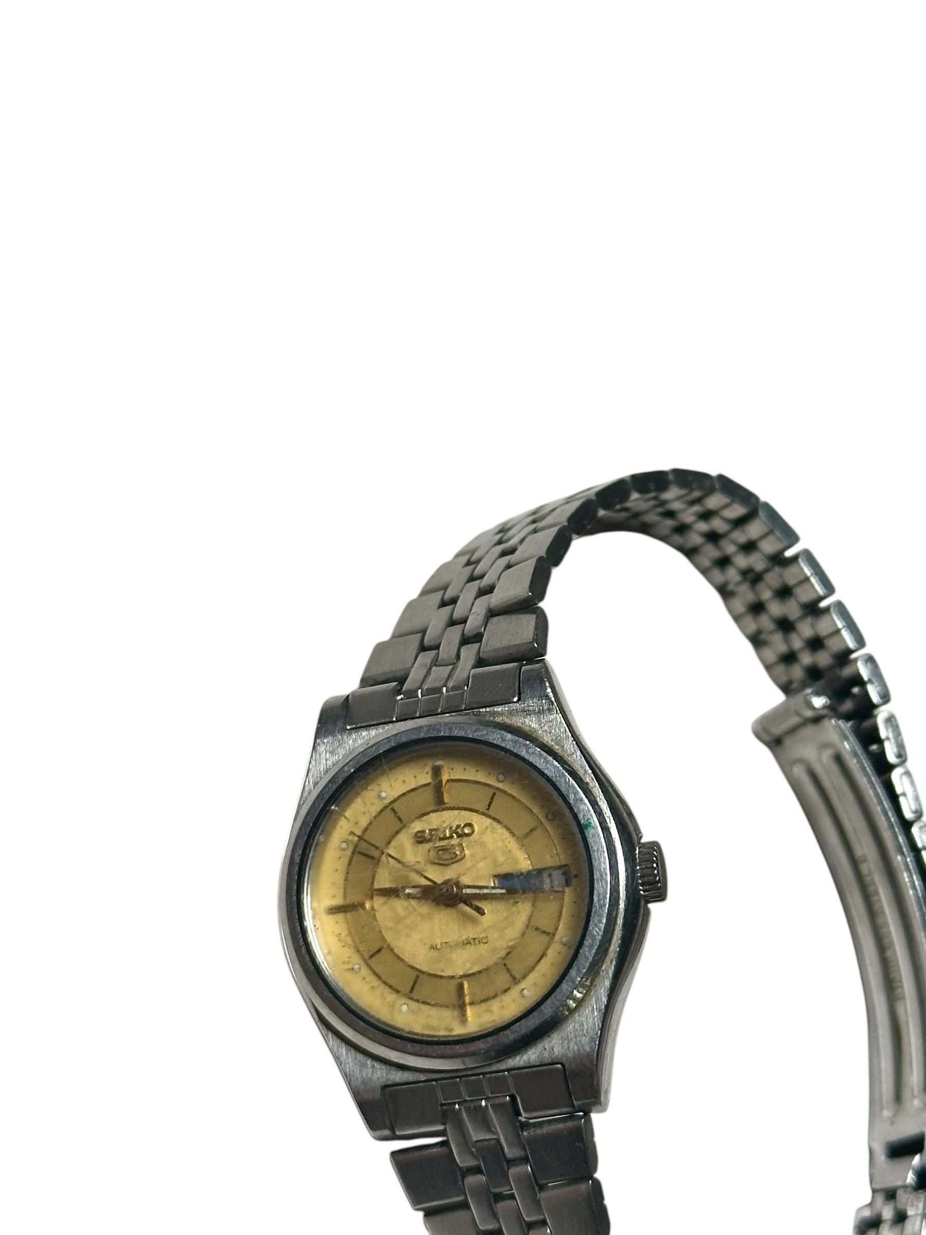Japanese Brand Seiko Square Electronic Watches Size ONE SIZE - 2 Thumbnail