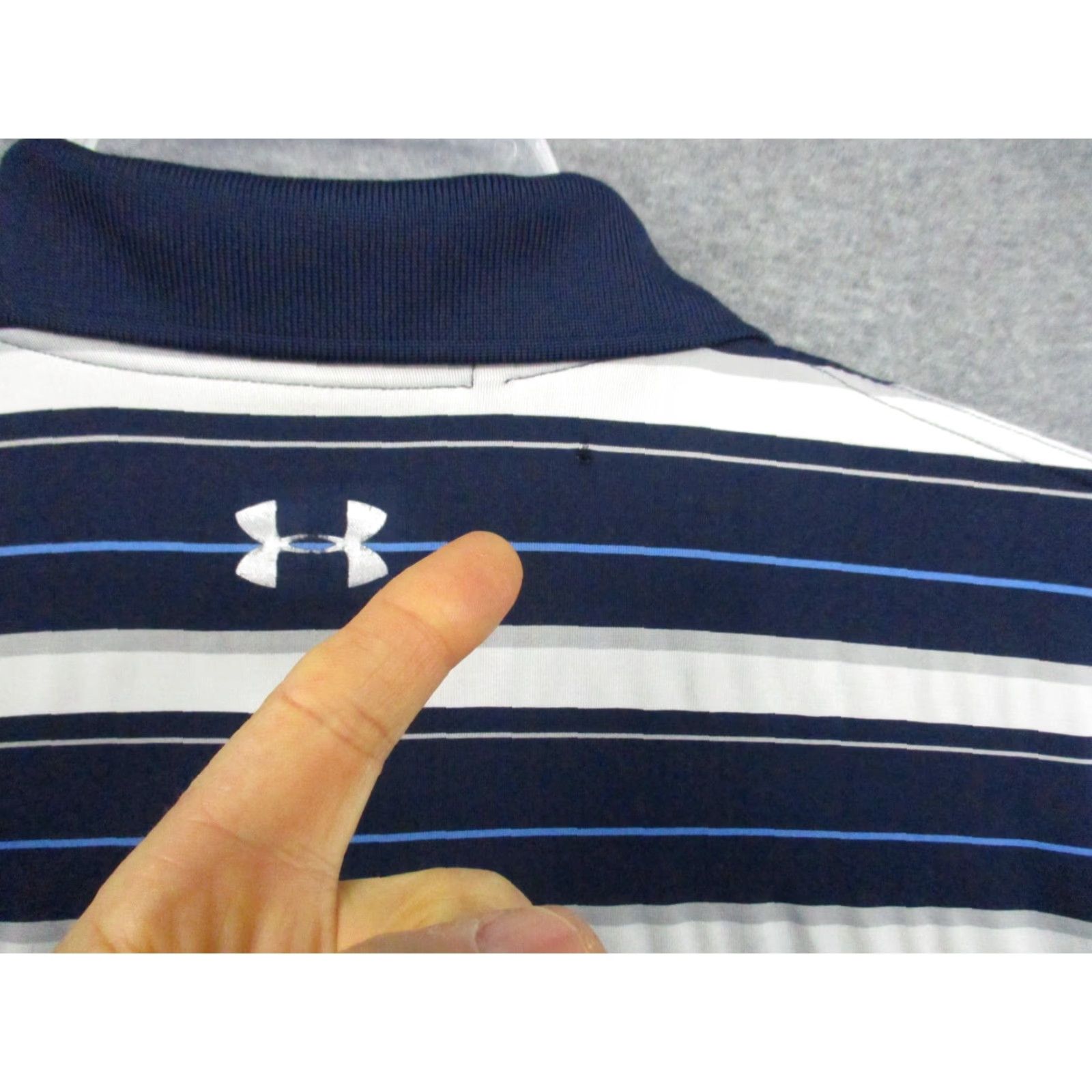Under Armour Under Armour Shirt Medium Men Polo Heat Gear Loose Golf Short Sleeve Striped Blue logo Breathable Golf Size US M / EU 48-50 / 2 - 7 Thumbnail