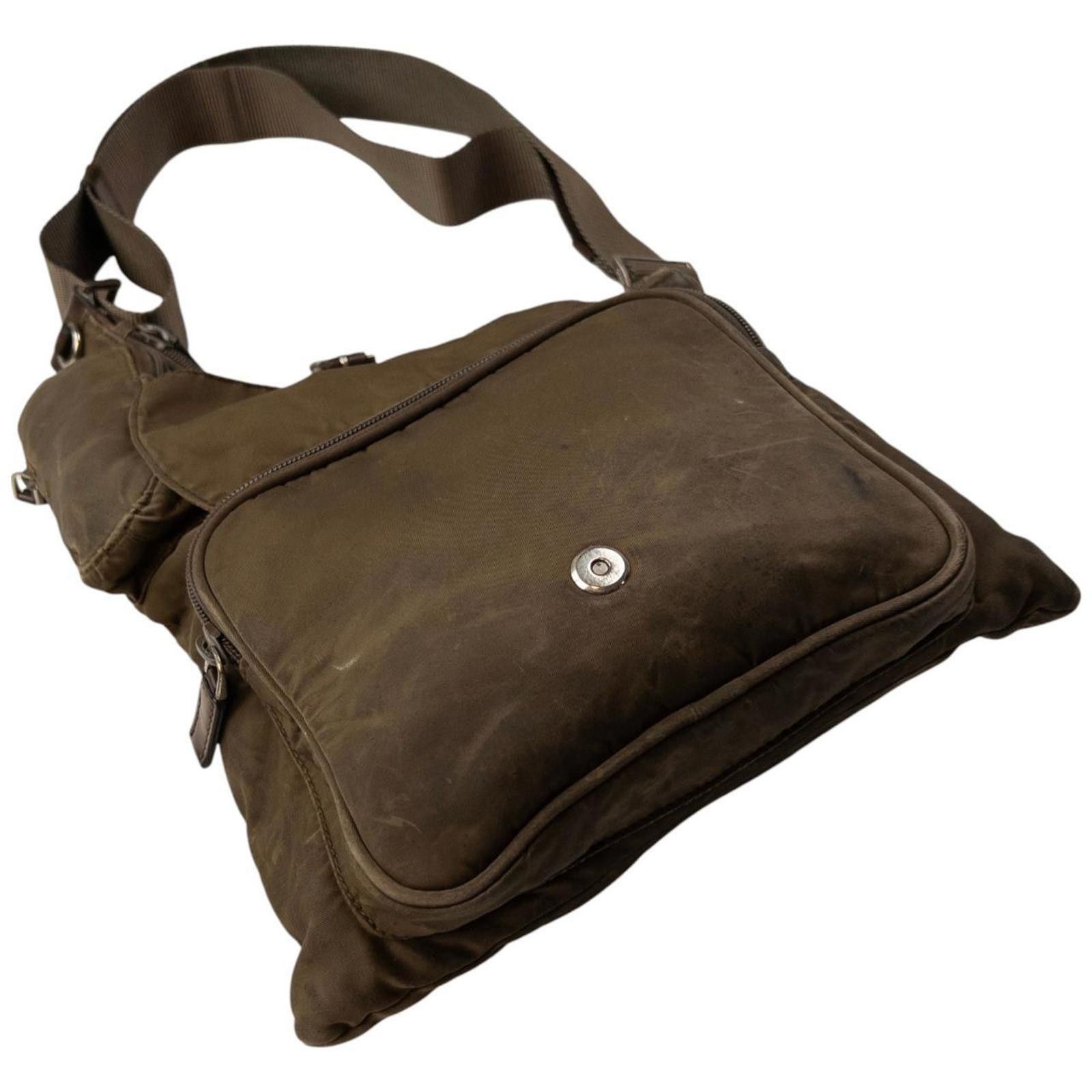 Prada Vintage Prada Cargo Crossbody Bag Size ONE SIZE - 7 Thumbnail