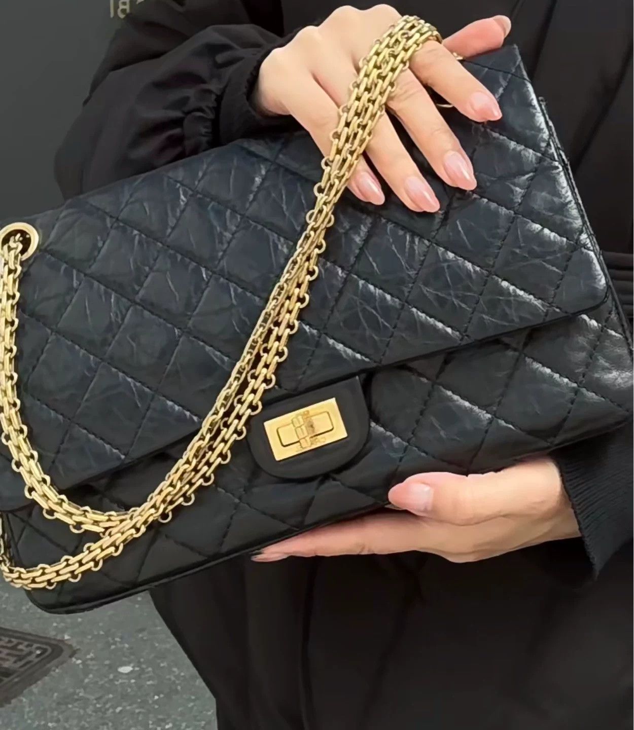 Chanel Pre-loved Bag Very good condition Size ONE SIZE - 1 Thumbnail