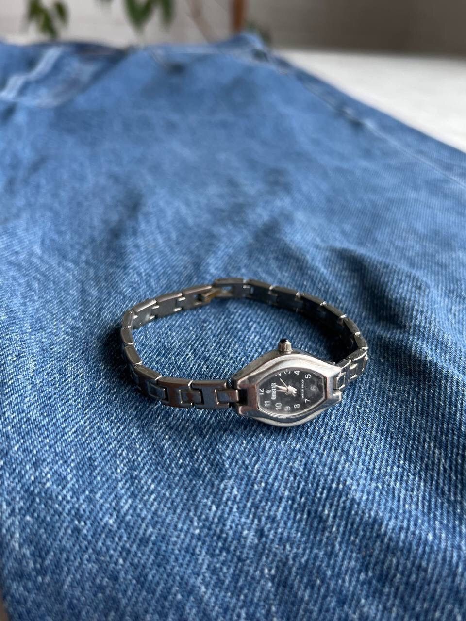 Japanese Brand × Vintage Vintage Japanese style futuristic Watch Retro 90s Size ONE SIZE - 1 Thumbnail