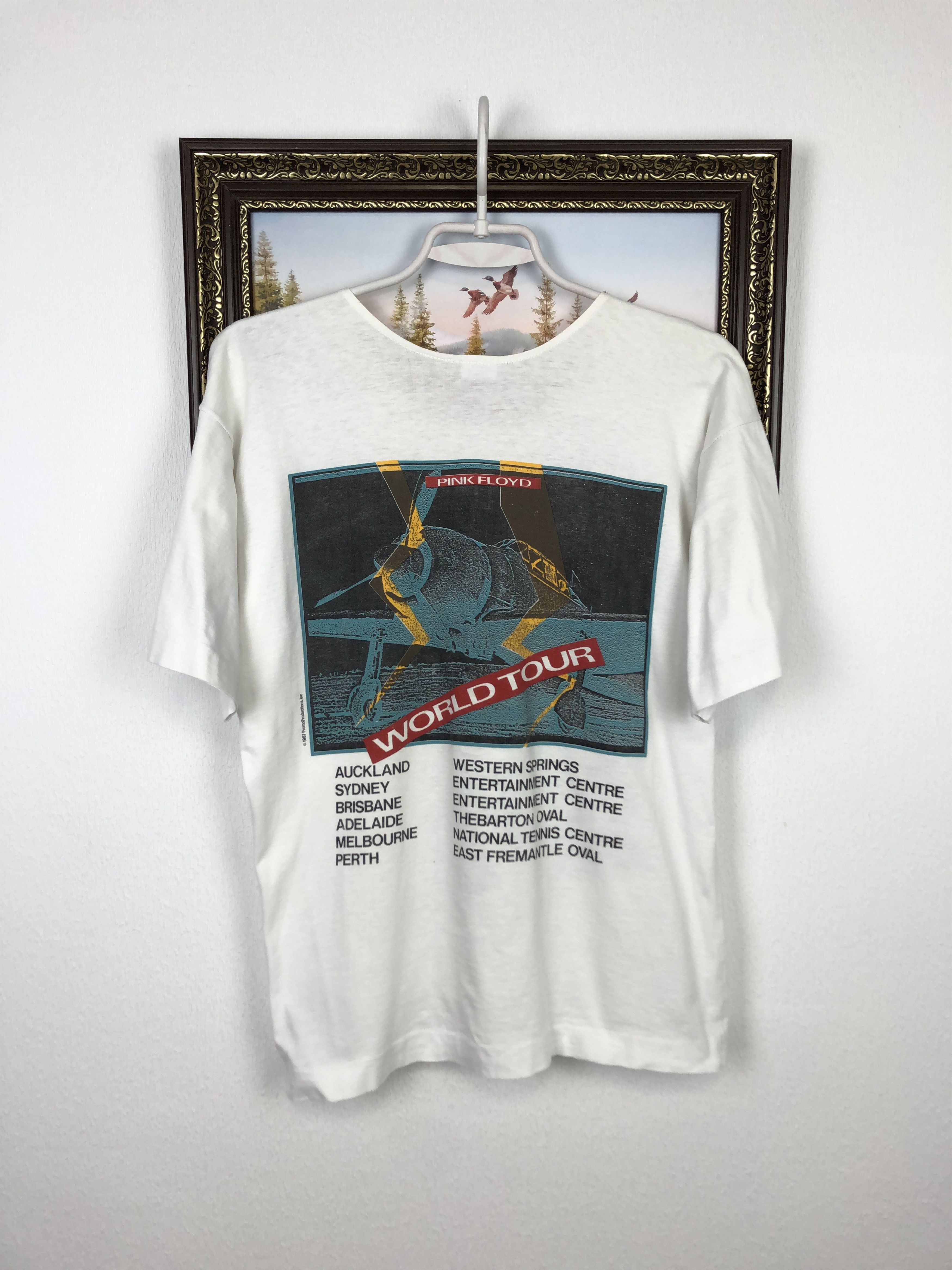 Band Tees Vintage Pink Floyd Shirt Momentary Lapse Band Tee Over Prin Size US M / EU 48-50 / 2 - 9 Thumbnail