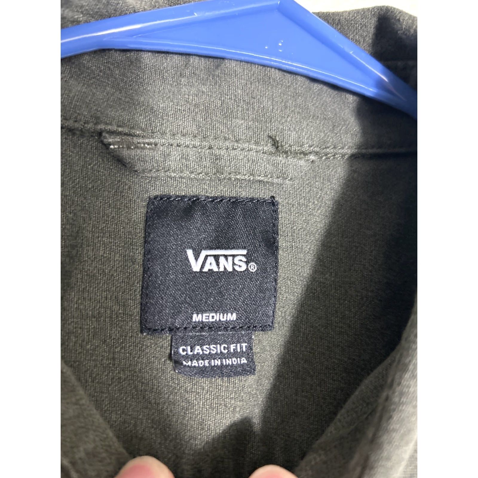 Vans Vans Army Green Long Sleeve Button-Up Shirt Mens M 100% Cotton Classic Fit Size US M / EU 48-50 / 2 - 6 Thumbnail