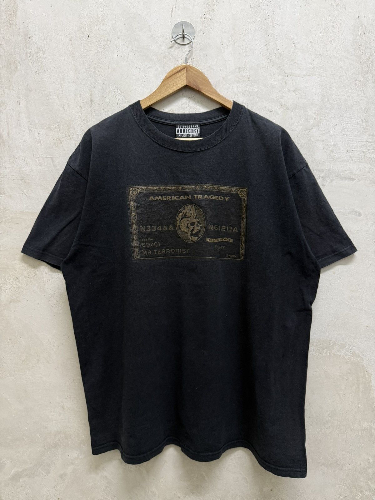 Vintage Vintage Octopus Army “American Tragedy” Punk Tshirt Size US XL / EU 56 / 4 - 1 Thumbnail