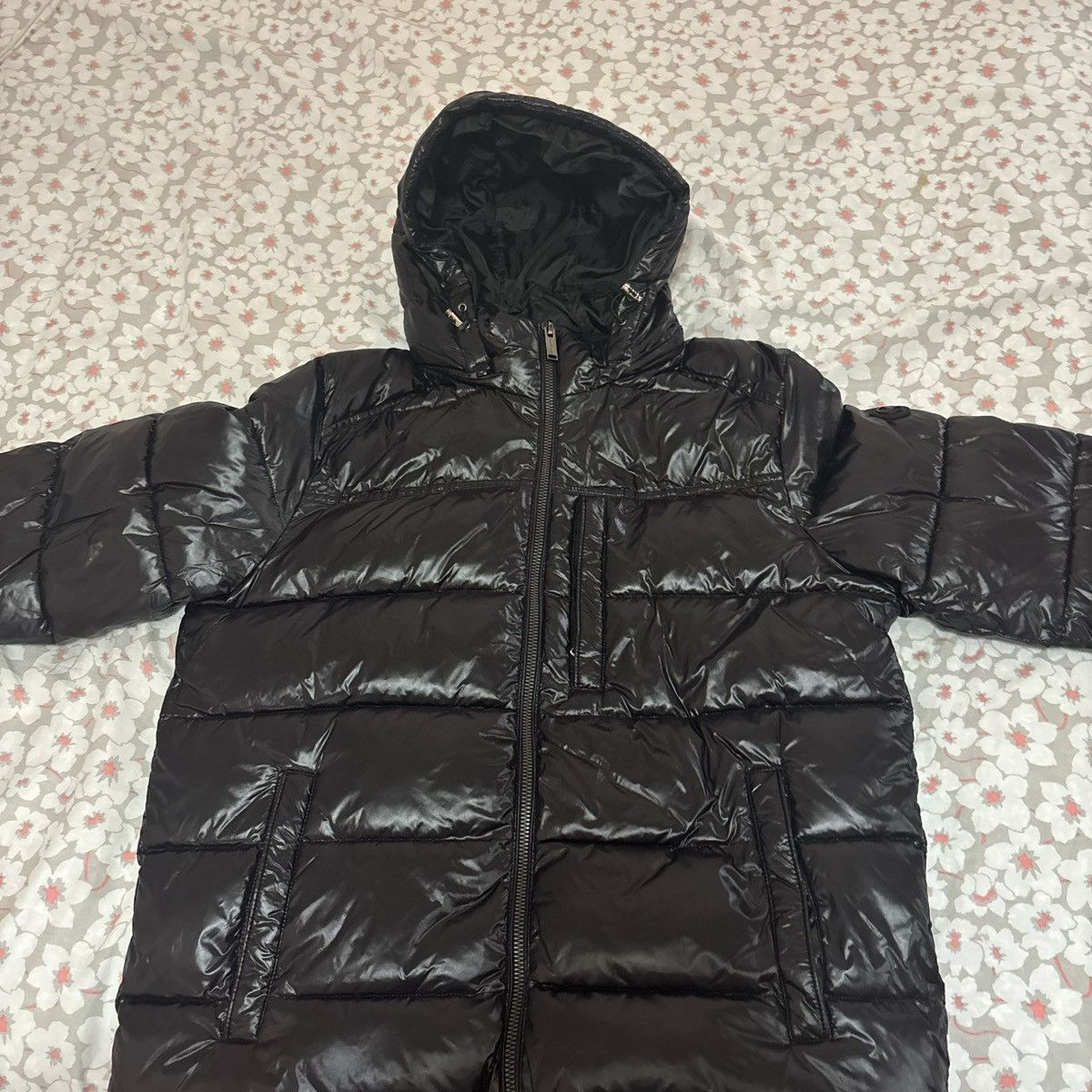 Michael Kors Michael Kors puffer glossy black Size US L / EU 52-54 / 3 - 1 Thumbnail