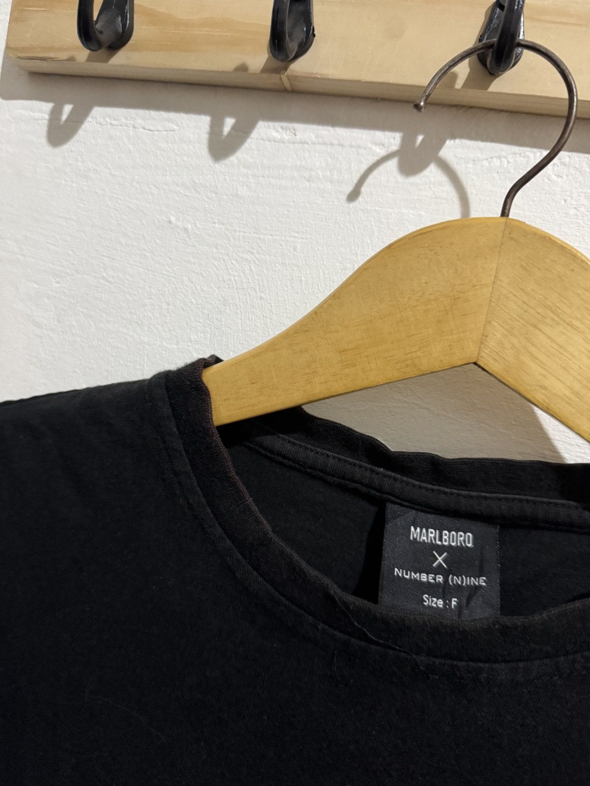 Number (N)ine Number (N)ine x Marlboro tshirt Size US M / EU 48-50 / 2 - 5 Thumbnail