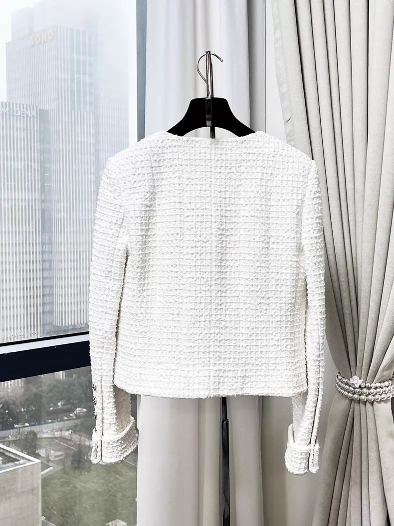 Chanel Chanel White soft tweed round-neck long-sleeved jacket Size XS / US 0-2 / IT 36-38 - 3 Thumbnail