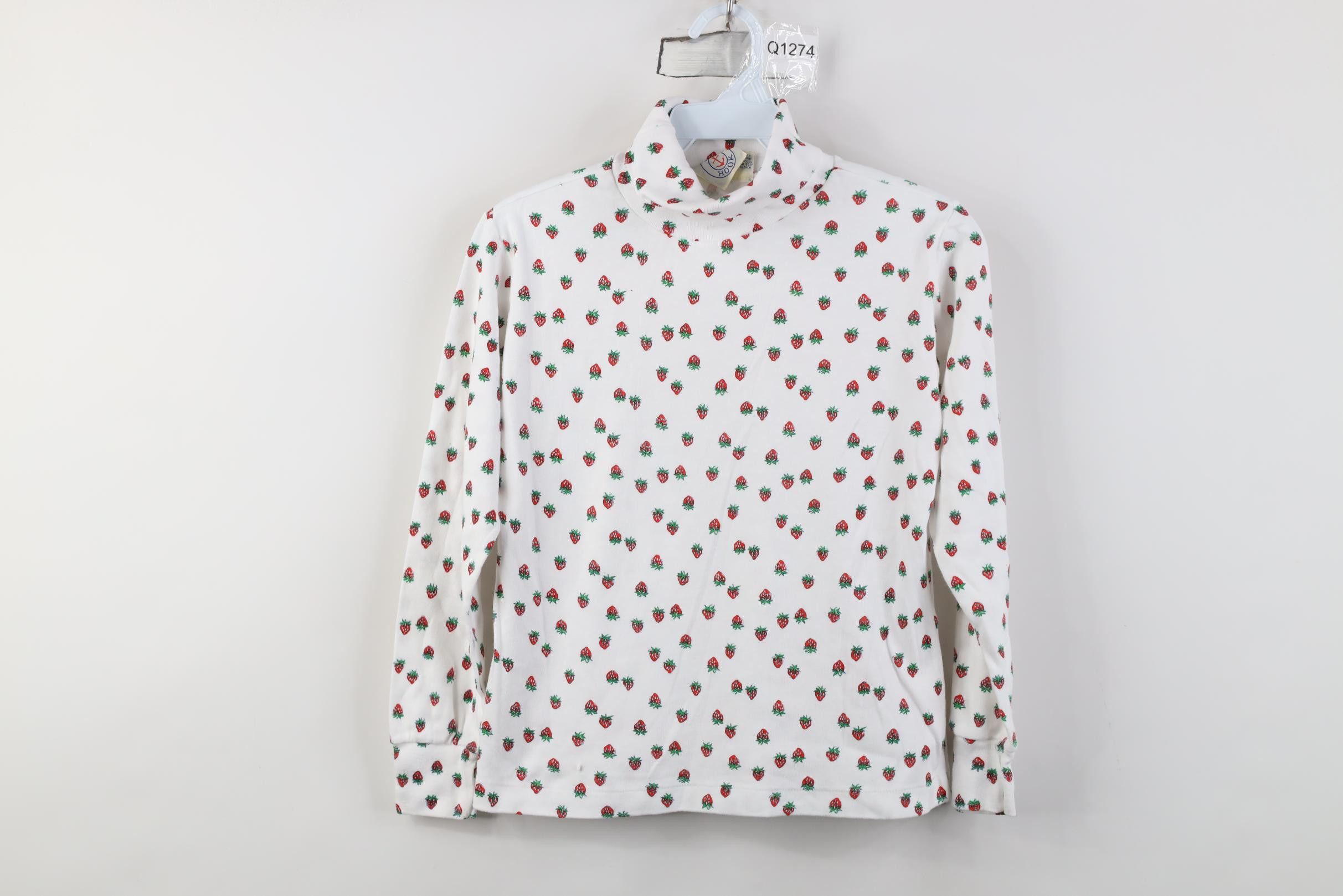 Vintage Vintage 90s Strawberry All Over Print Turtleneck T-Shirt Size M / US 6-8 / IT 42-44 - 1 Thumbnail