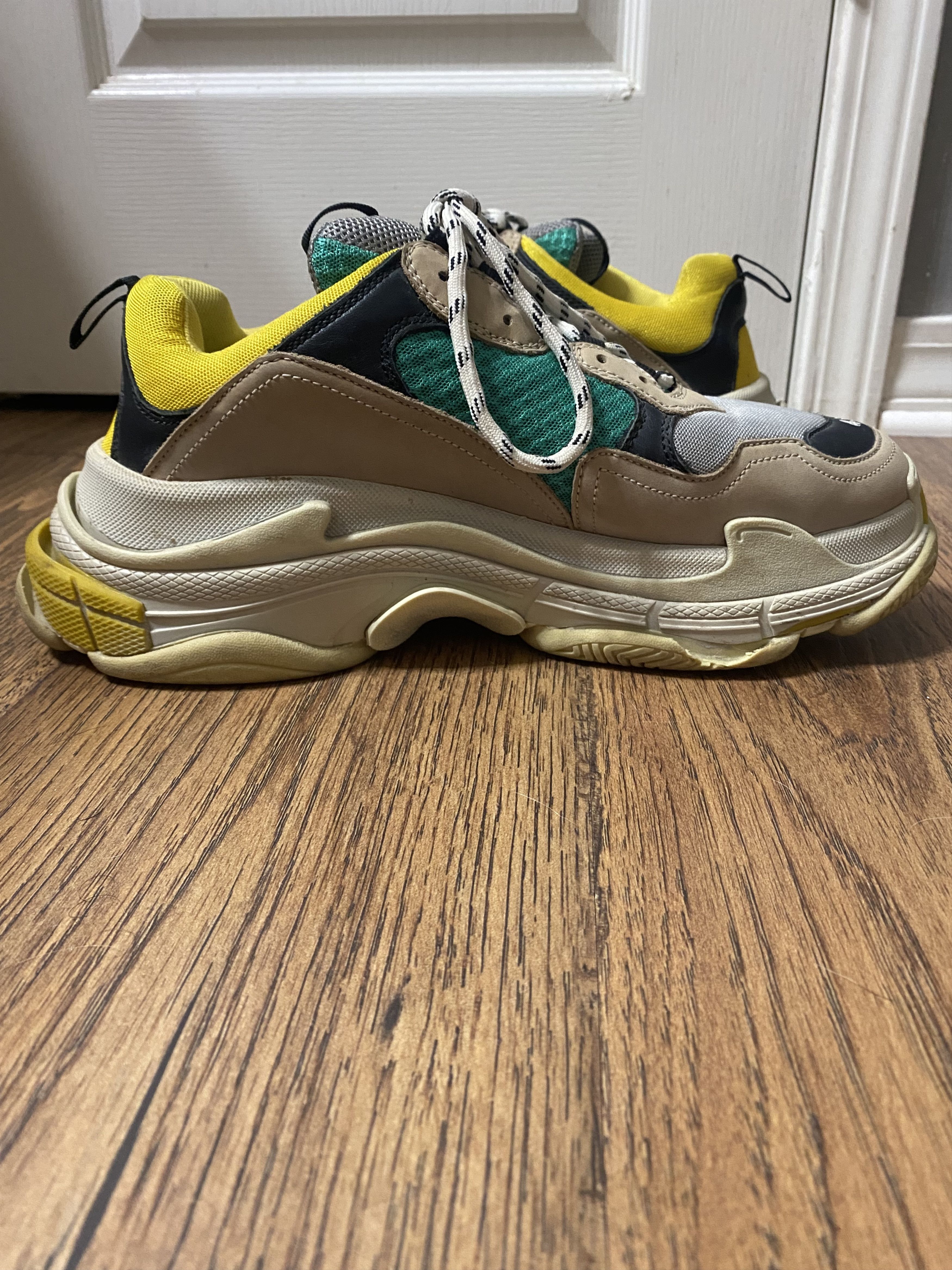 Balenciaga OG Balenciaga Made in Italy Triple S Size 12 Green Yellow Size US 12 / EU 45 - 4 Thumbnail