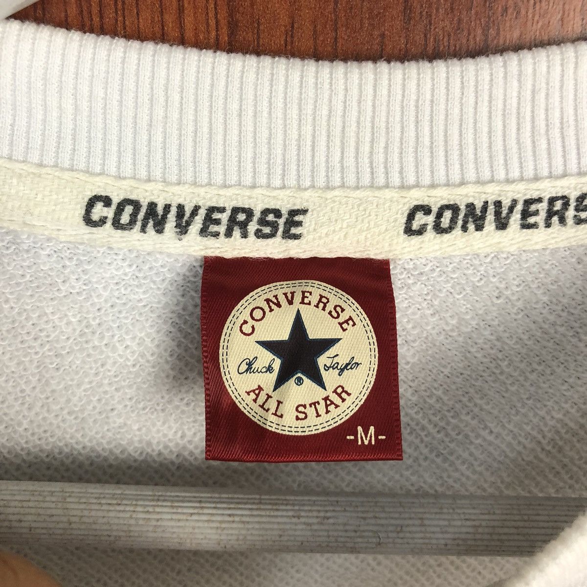Converse × Vintage Converse vintage with red shoes White Sweatshirt #7559 Size US M / EU 48-50 / 2 - 10 Thumbnail