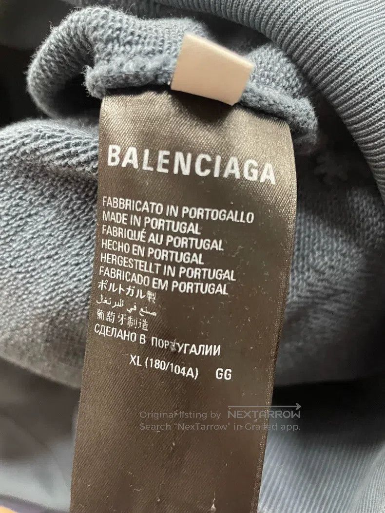 Balenciaga Balenciaga Small Logo Embroidered Hoodie Size US XL / EU 56 / 4 - 3 Thumbnail