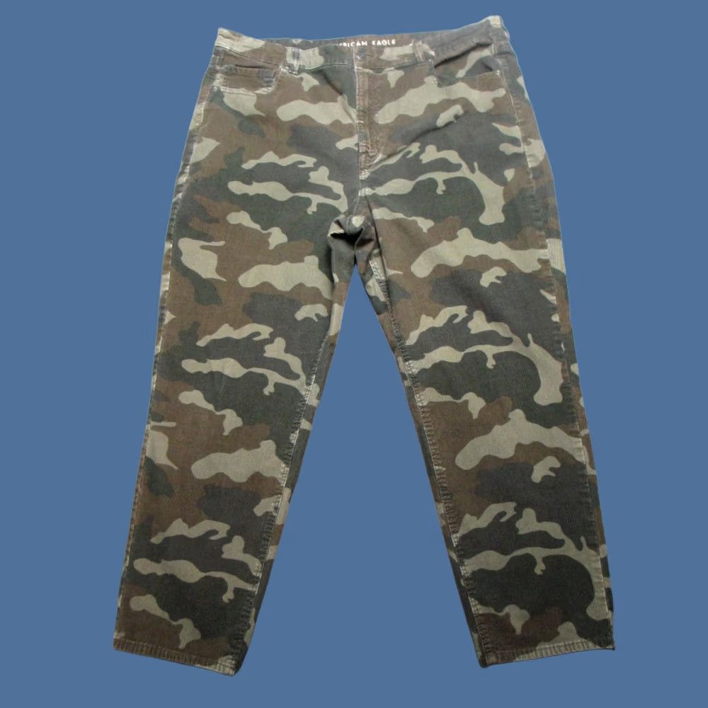 American Eagle Outfitters American Eagle Outfitters Pants Womens 20 Green Camo Corduroy Super Stretch Size 42" / US 20 - 1 Thumbnail