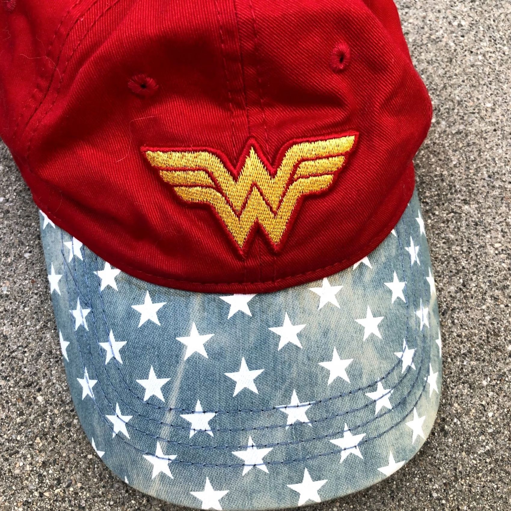 DC Comics WONDER WOMAN Baseball Hat Unisex Adult Red Adjustable Cap Super Hero Cap Size ONE SIZE - 2 Thumbnail