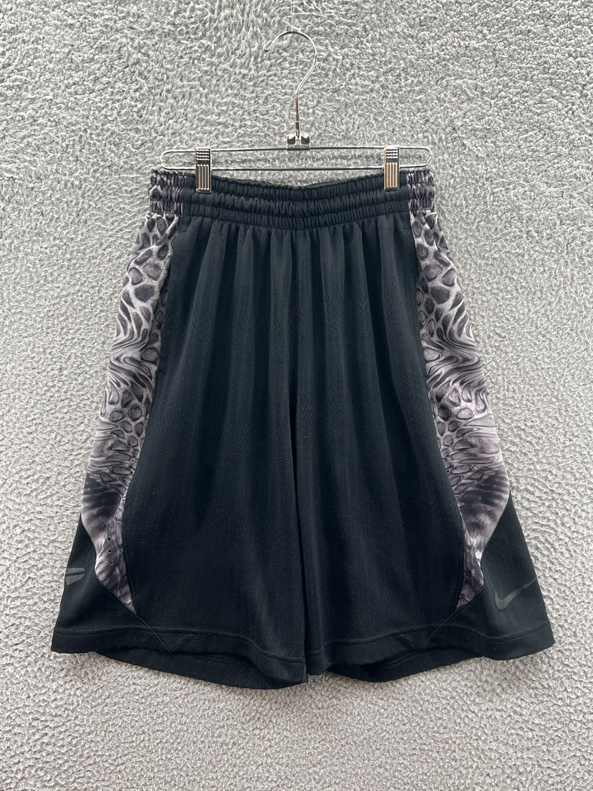 Nike Nike Kobe Bryant Obsess Shorts Mens Sz XL 597351-010 Size US 32 / EU 48 - 1 Thumbnail