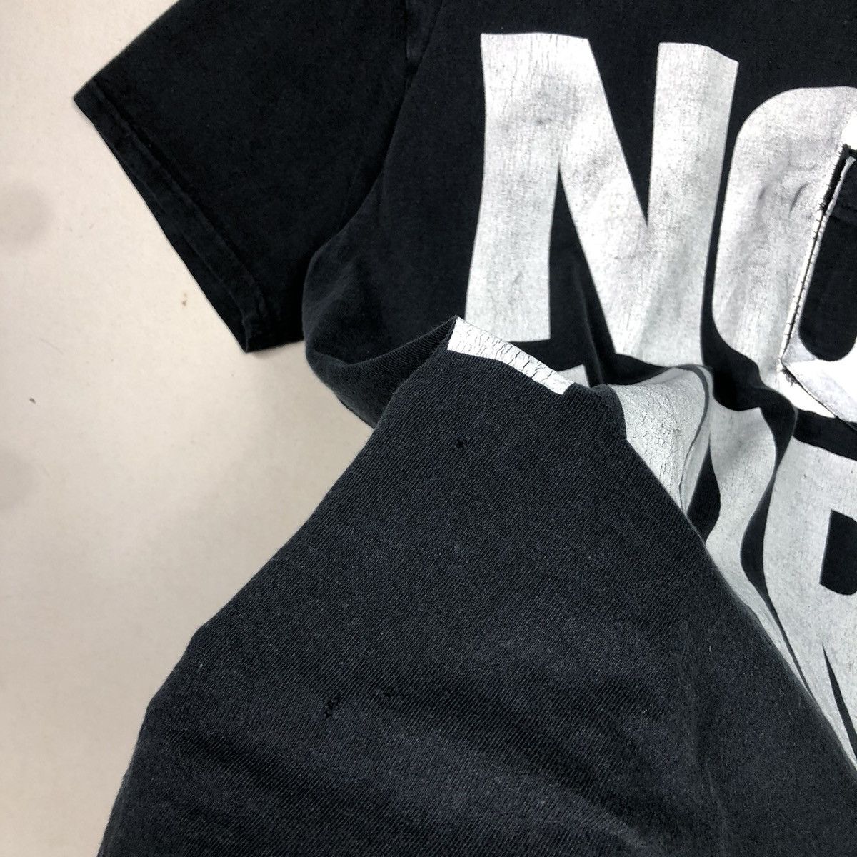 Narcotic GDC Vintage 90s Narcotic GDC No War Tee Size US M / EU 48-50 / 2 - 7 Thumbnail