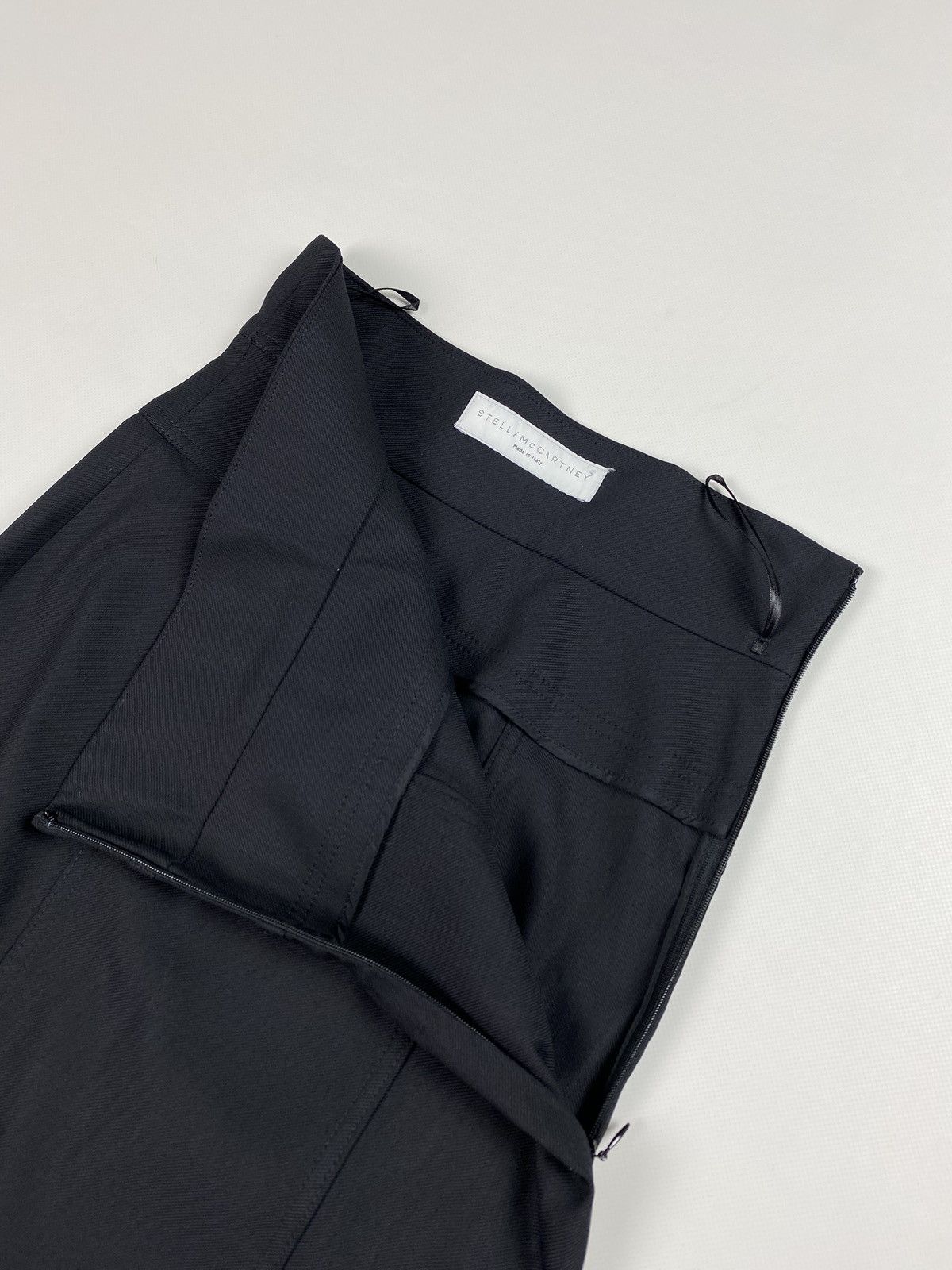Stella McCartney Stella McCartney ladies wool pencil skirt size 36 / S Size 25" / US 0 / IT 36 - 9 Thumbnail