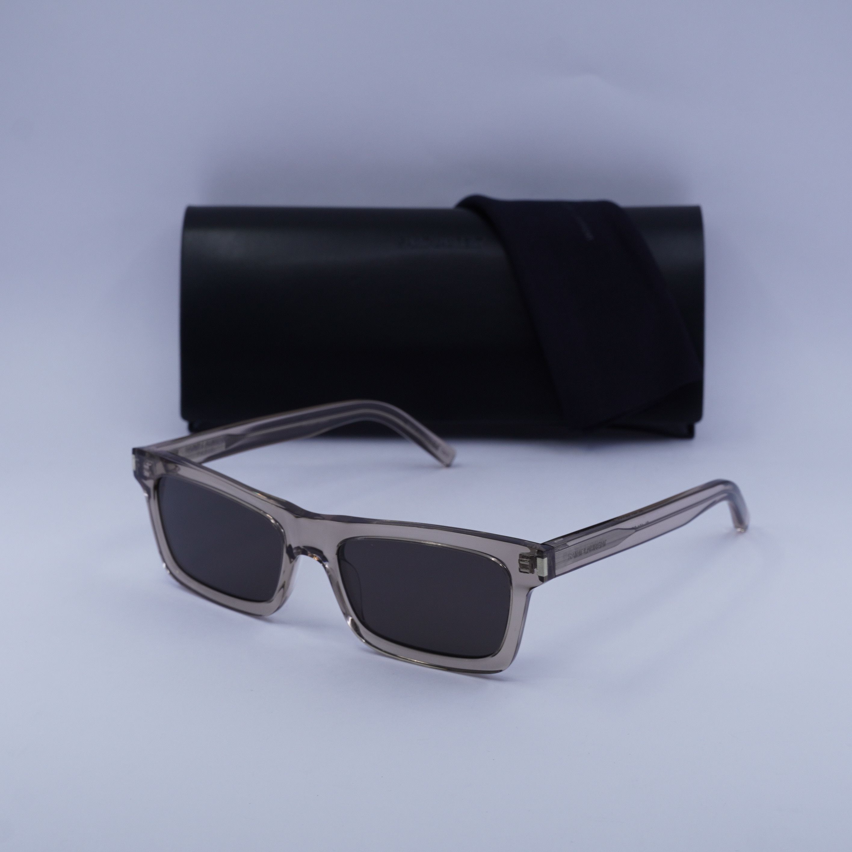 Saint Laurent Paris Saint Laurent SL461 BETTY 013 Sunglasses  display picture 3