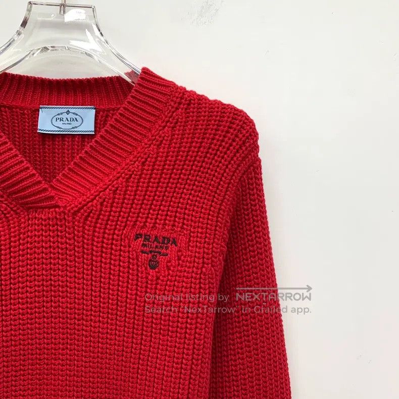 Prada Prada Red logo letter embroidery cotton V-neck long-sleeve Size XXS / US 00 / IT 34 - 3 Thumbnail