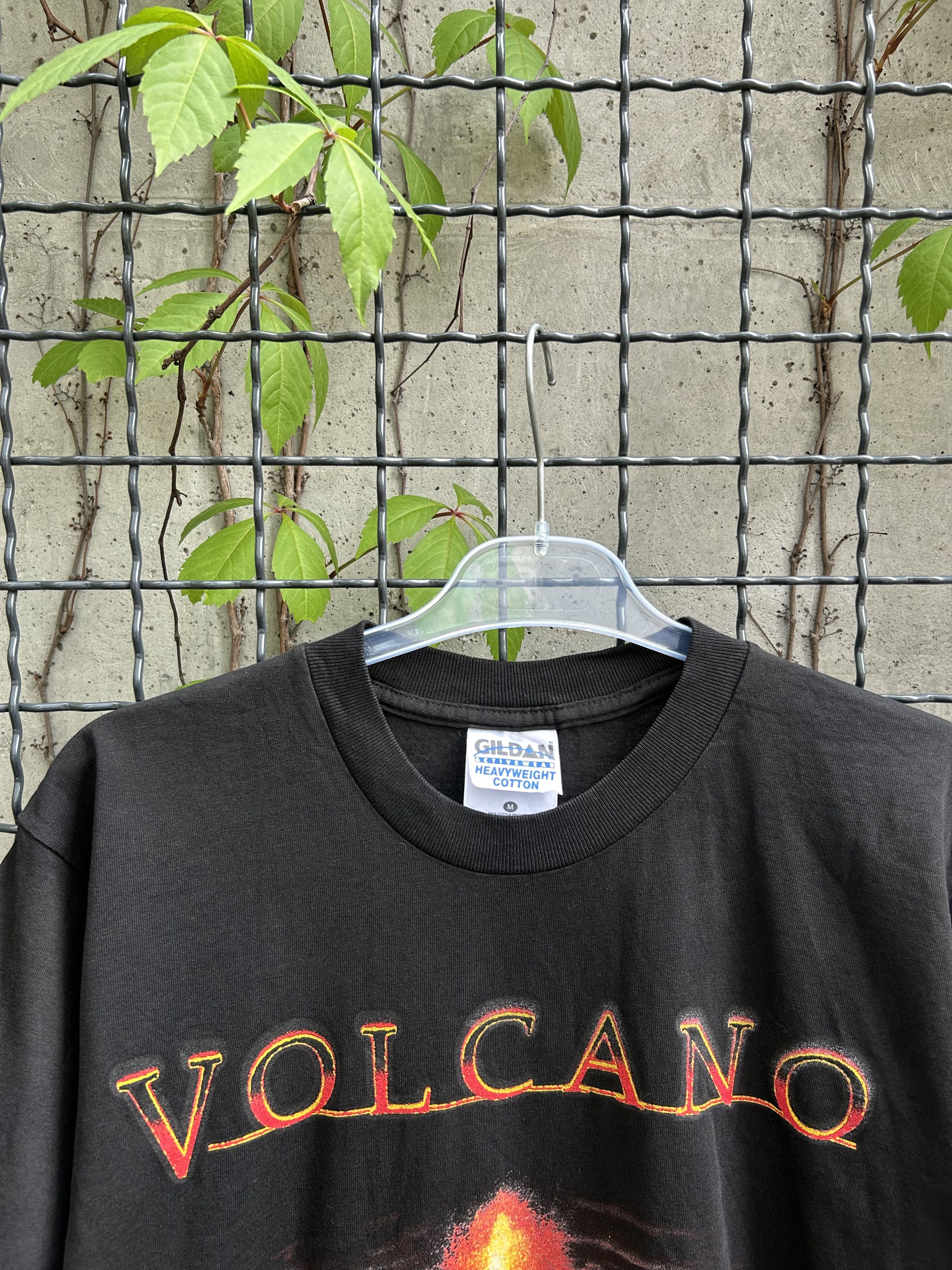 Vintage Vintage 1997 Volcano Tommy Lee Jones Disaster Movie T-shirt Size US M / EU 48-50 / 2 - 4 Thumbnail