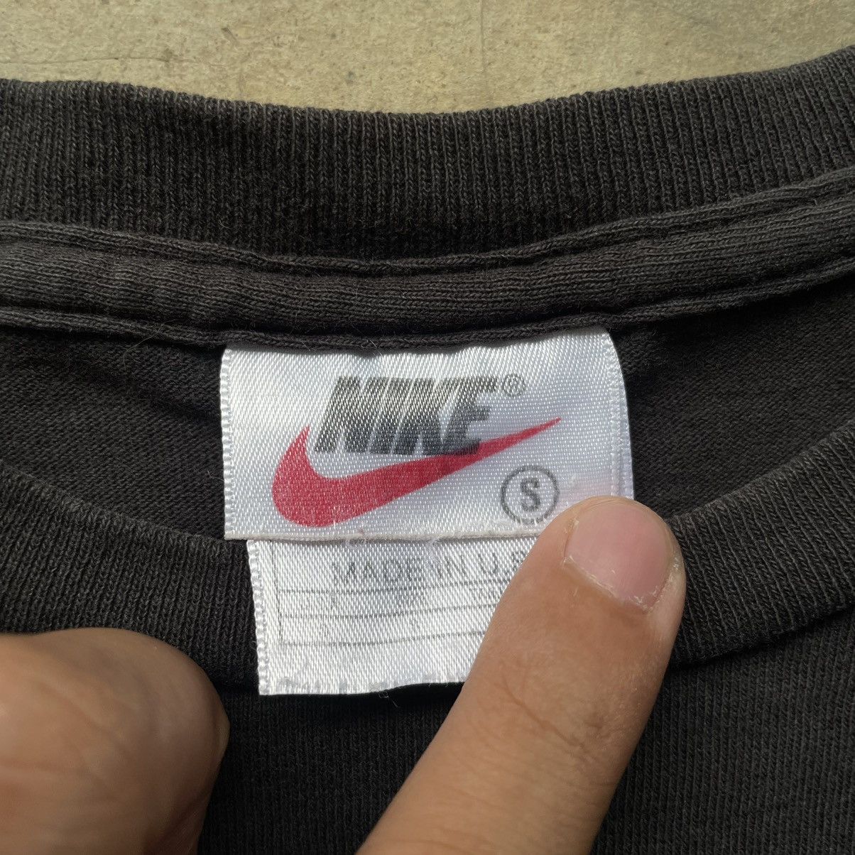 Nike 1990’s Vintage Nike Air Jordan T Shirt Size US S / EU 44-46 / 1 - 4 Thumbnail